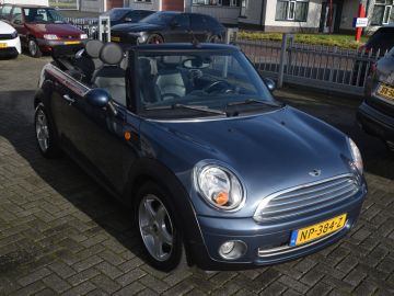 MINI Cooper Cabrio